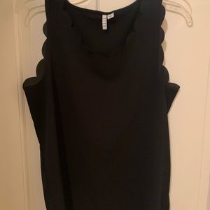 Women’s Size Medium Shirt